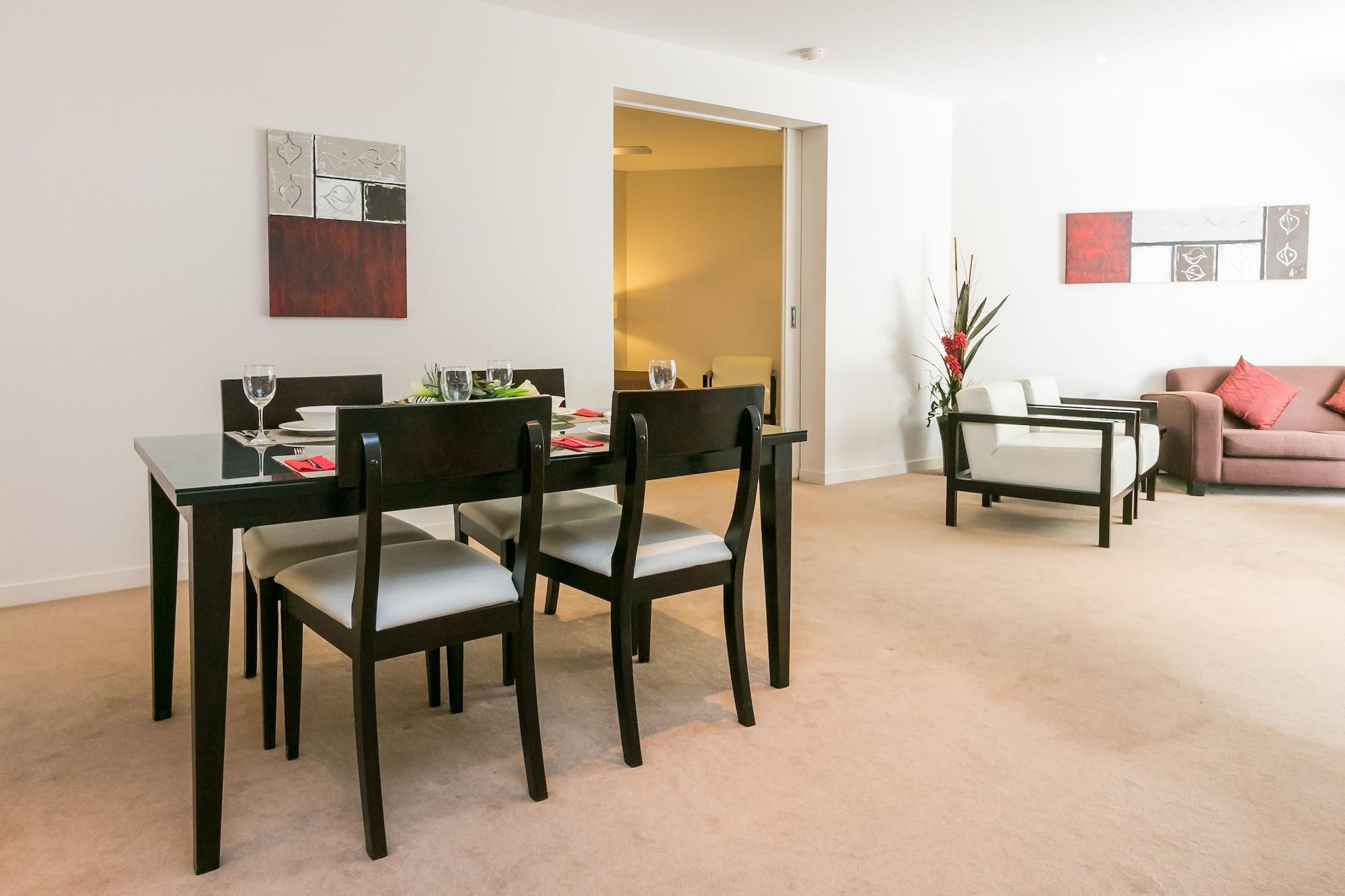 แกรนด์ เมอร์เคียว อัลเลกรา เฮอร์วีย์ เบย์ Aparthotel เฮอร์วีย์เบย์ ภายนอก รูปภาพ A typical apartment at the complex
