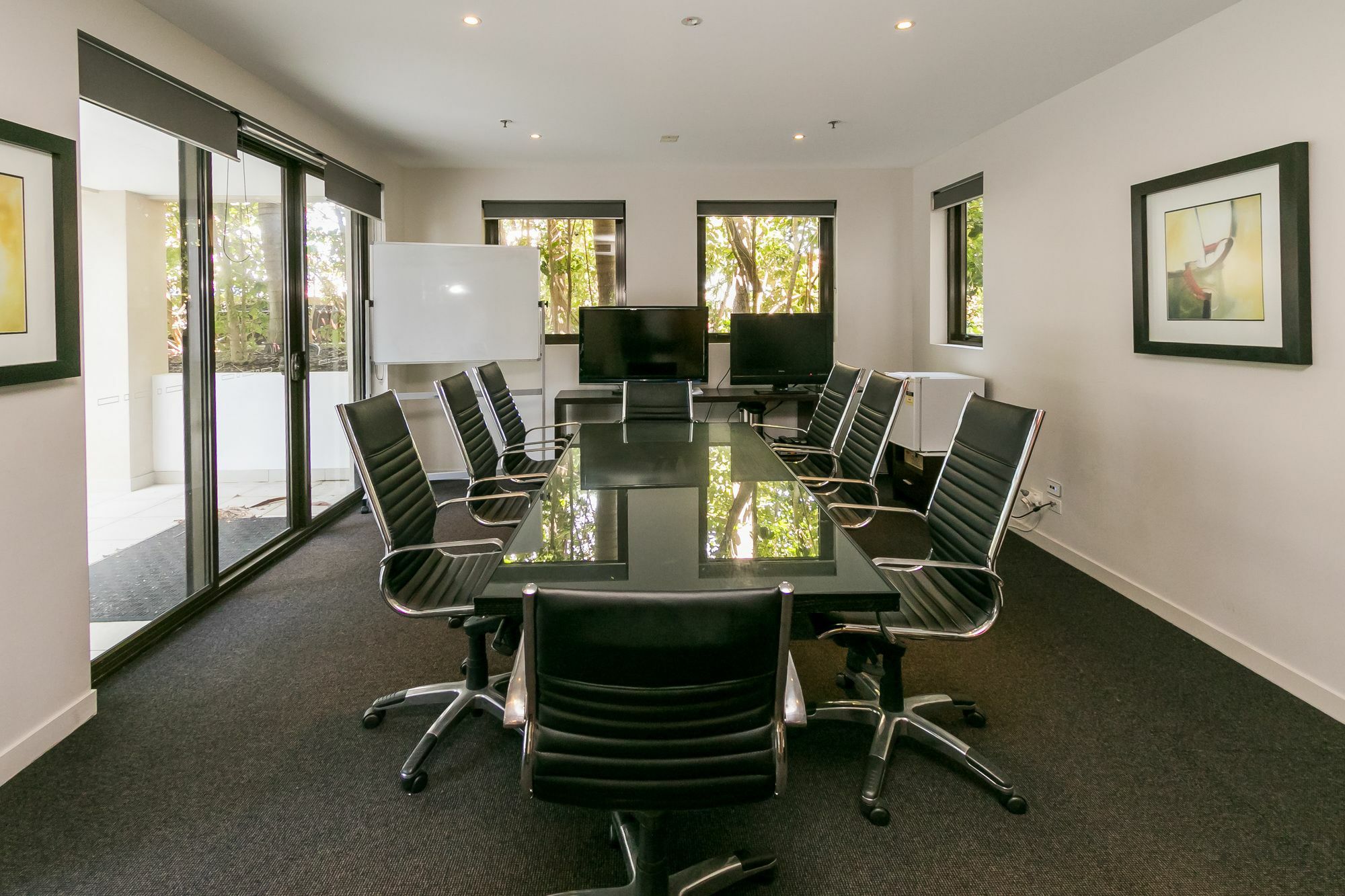 แกรนด์ เมอร์เคียว อัลเลกรา เฮอร์วีย์ เบย์ Aparthotel เฮอร์วีย์เบย์ ภายนอก รูปภาพ Boardroom at the University of Waikato