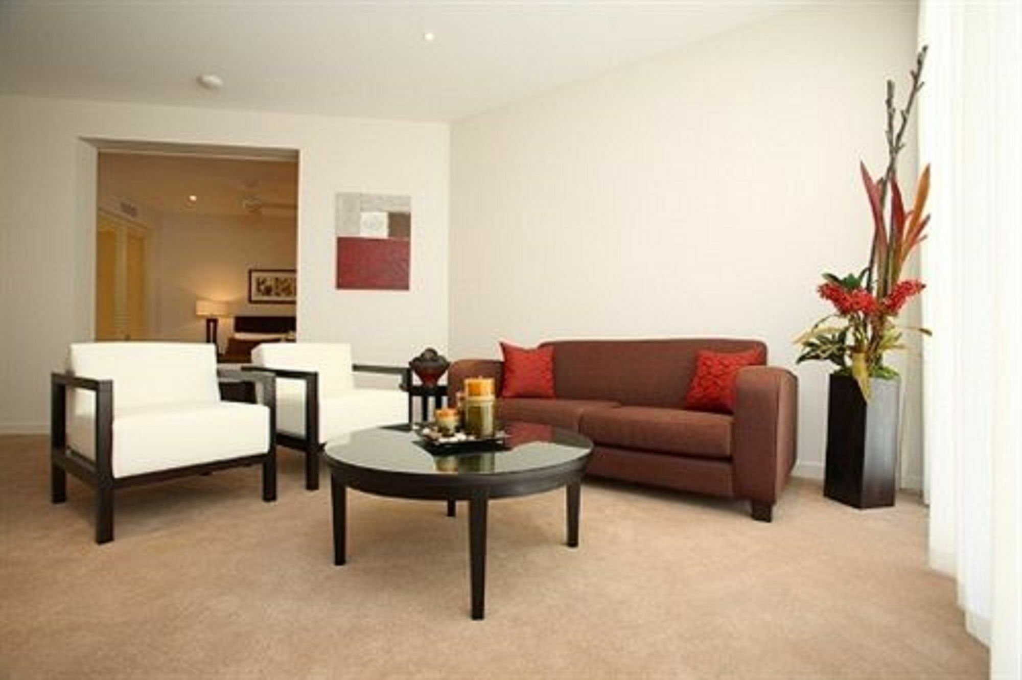 แกรนด์ เมอร์เคียว อัลเลกรา เฮอร์วีย์ เบย์ Aparthotel เฮอร์วีย์เบย์ ภายนอก รูปภาพ A living room with carpet